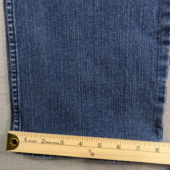 Levis Signature Bootcut Jeans Womens 12 Denim Blue Mid Rise Stretch Light Wash‎ - Picture 9 of 12